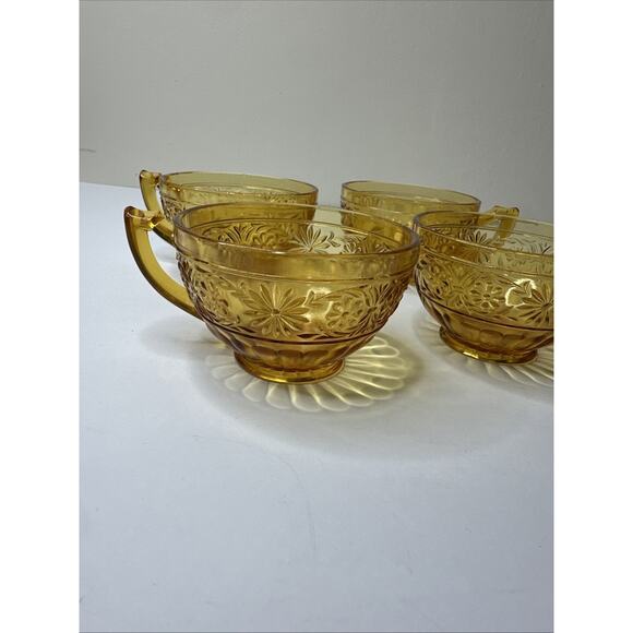 Set of 4 Vtg. Indiana Glass Amber "Daisy" Tea/Coffee/Punch Cups - Picture 2 of 6